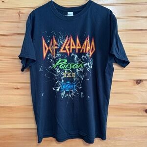 Def Leppard Poison 2017 Tour Black Graphic T-Shirt Large